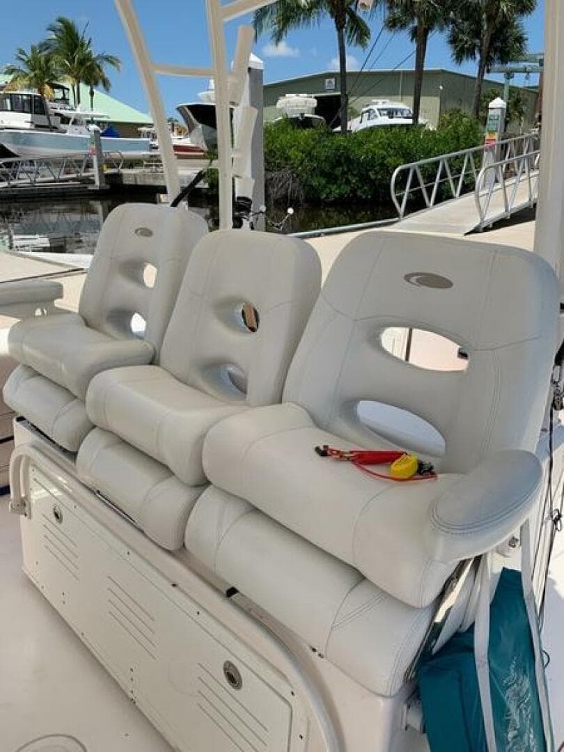 2015 Cobia 344 Center Console