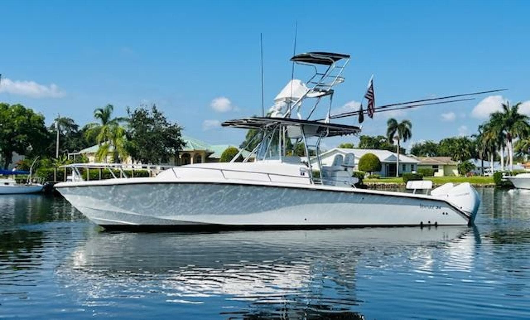 1999 Venture 34 Walkaround with Tower