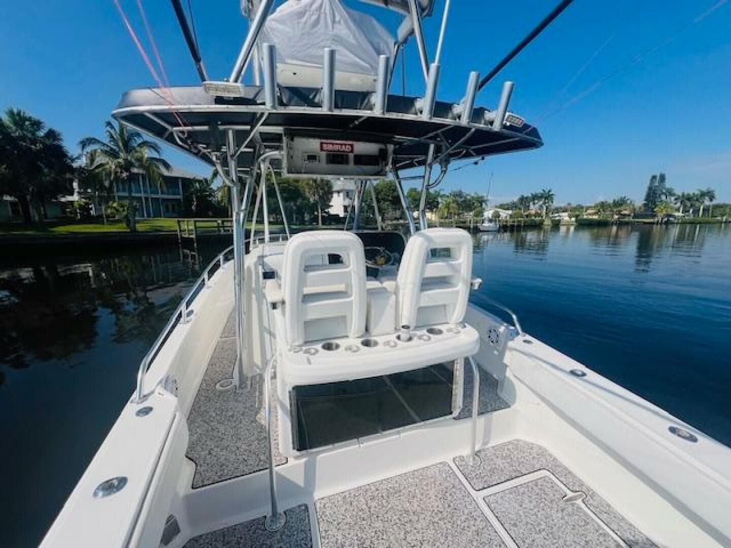 1999 Venture 34 Walkaround with Tower