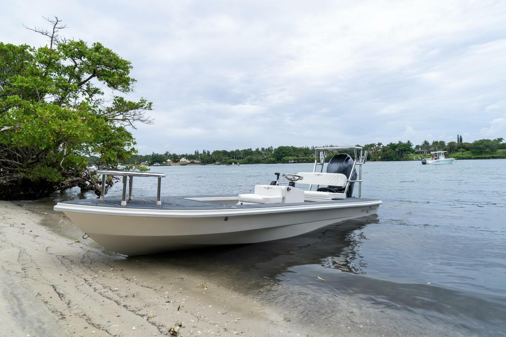 2025 BlueZones Boatworks 16' Flats