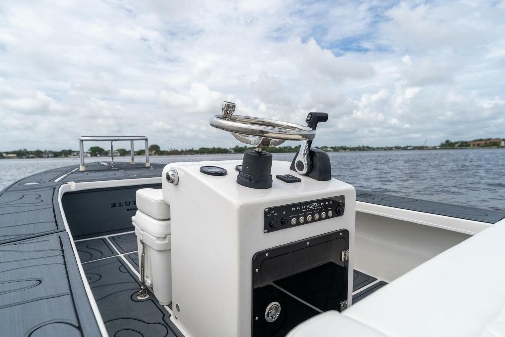 2025 BlueZones Boatworks 16' Flats