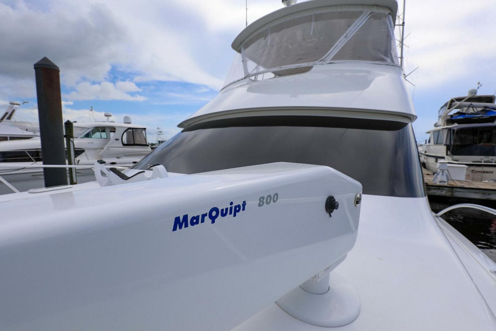 2005 Viking 48 Convertible