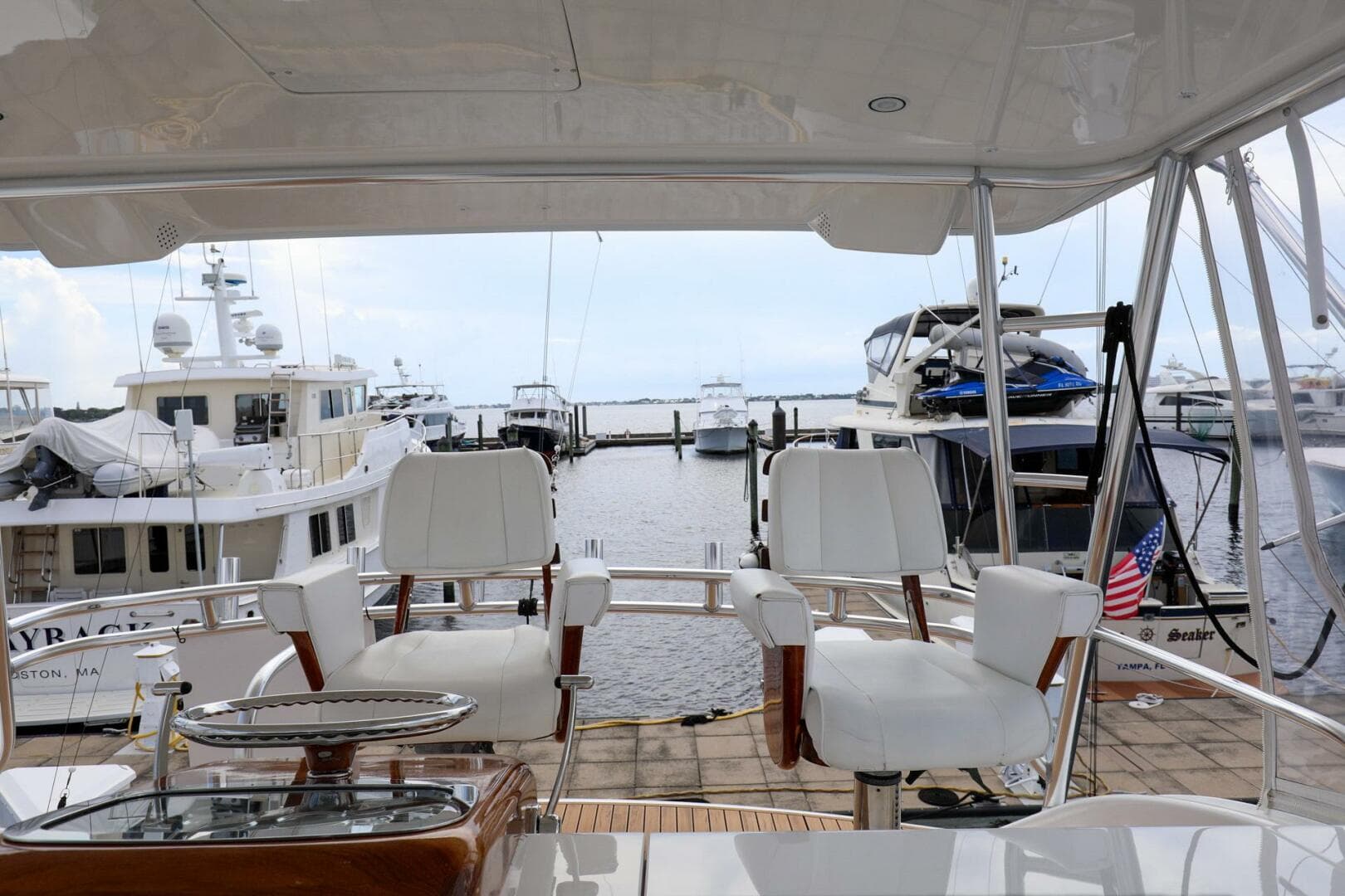 2005 Viking 48 Convertible