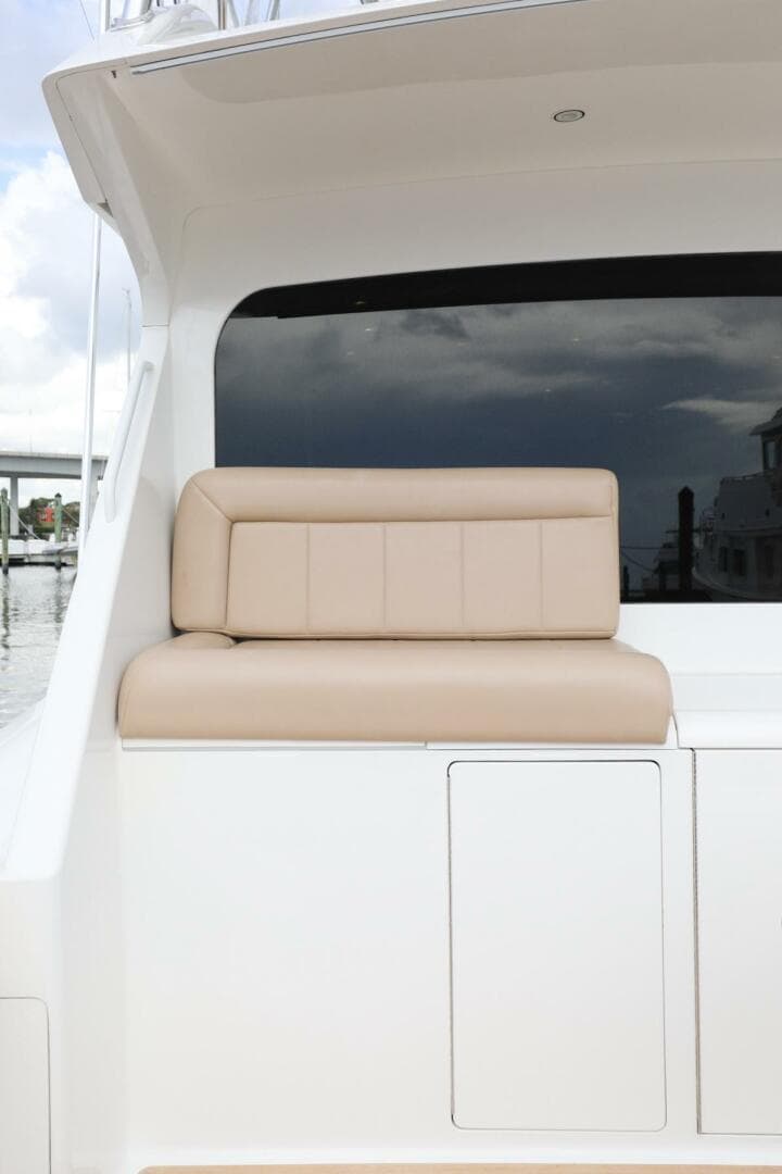 2005 Viking 48 Convertible