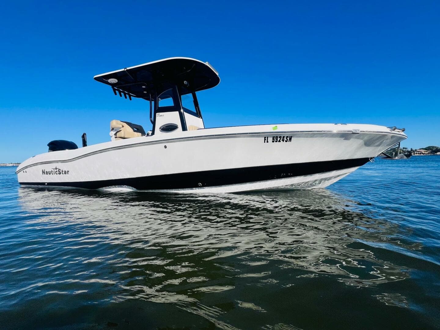 2020 NauticStar 251 Hybrid