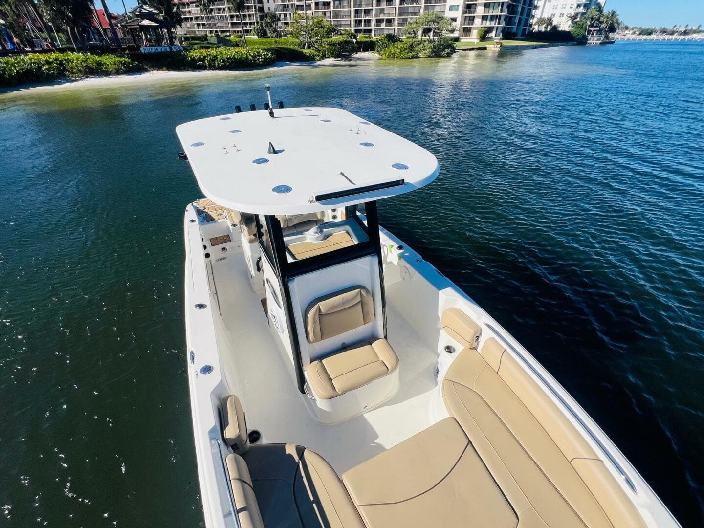 2020 NauticStar 251 Hybrid