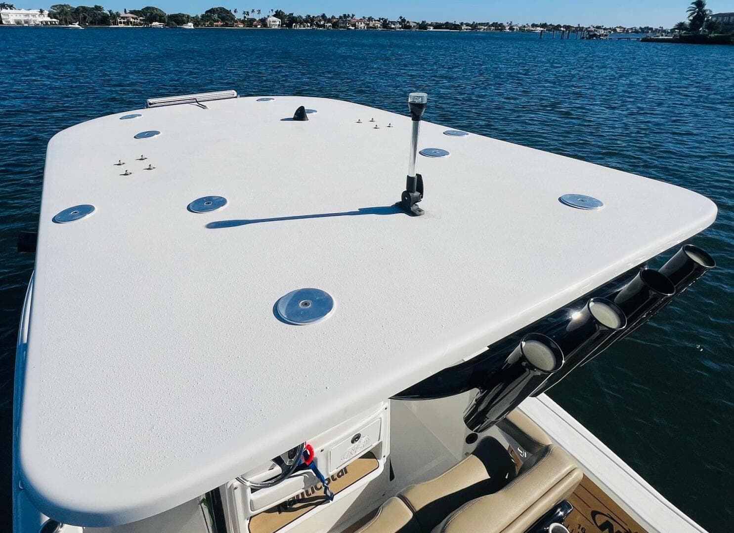 2020 NauticStar 251 Hybrid