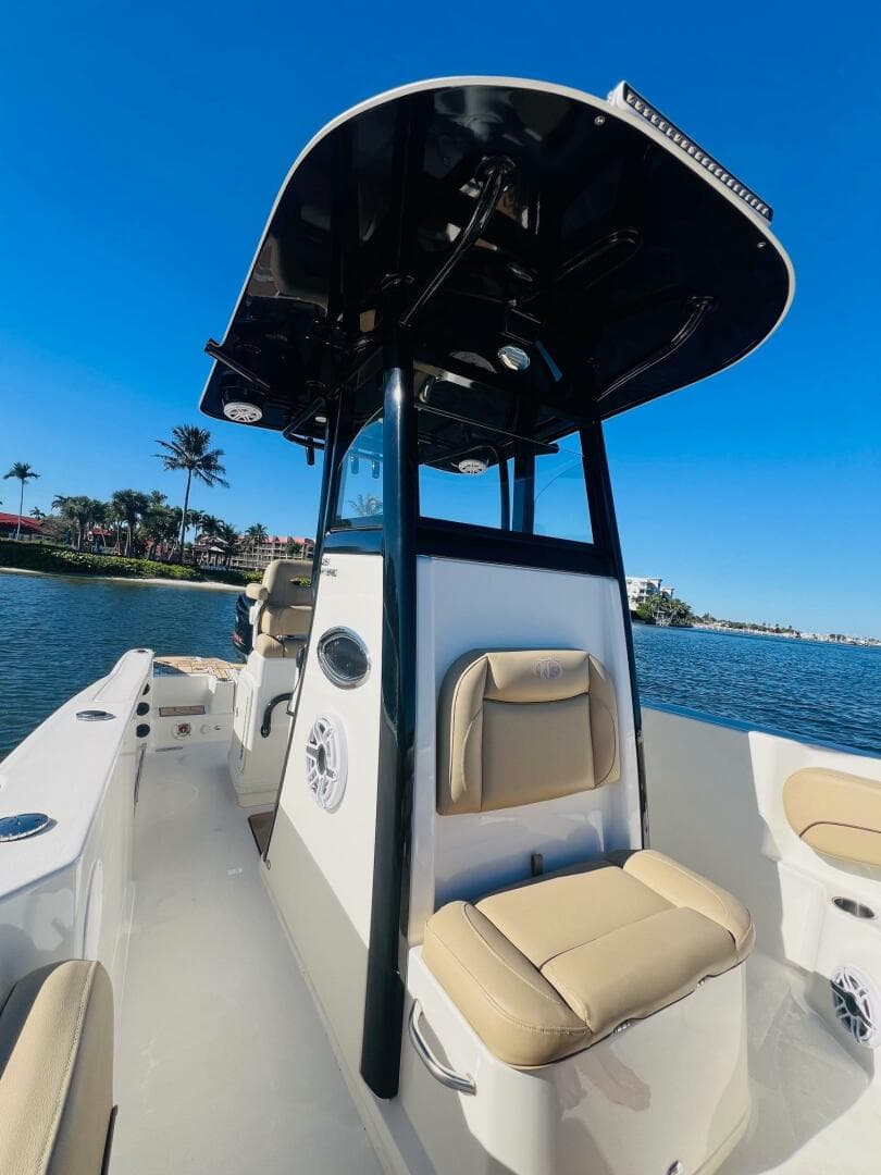 2020 NauticStar 251 Hybrid