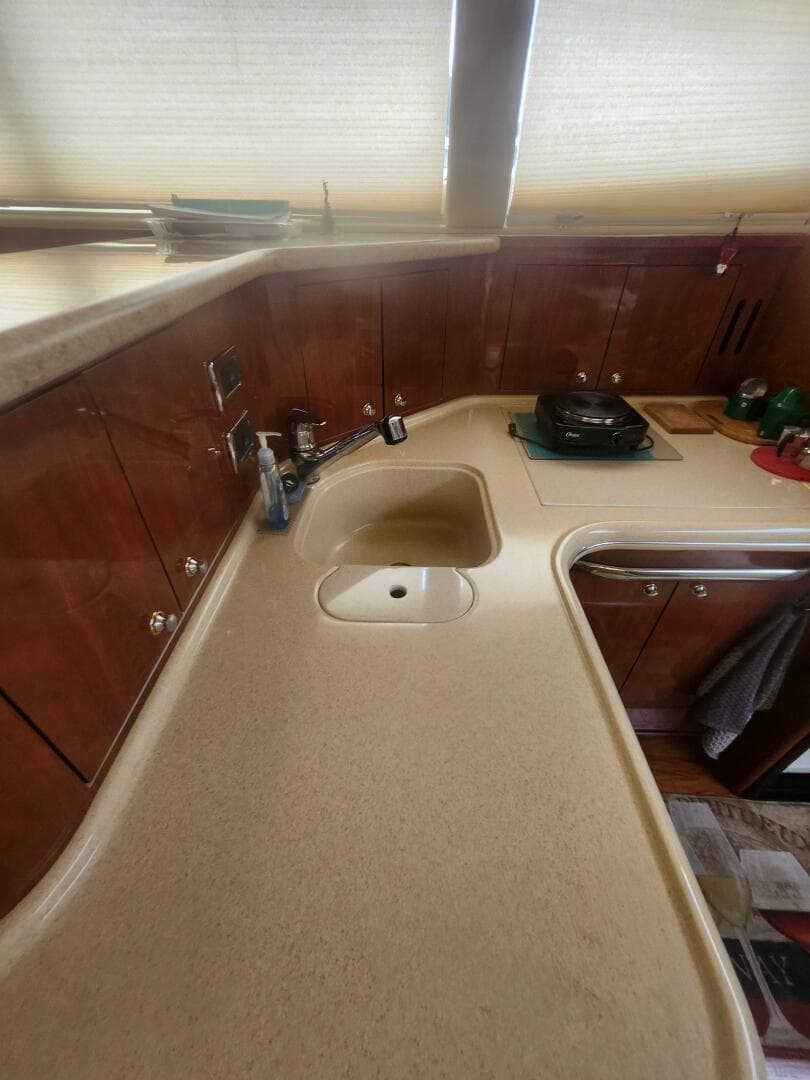 2003 Sea Ray 480 Motor Yacht