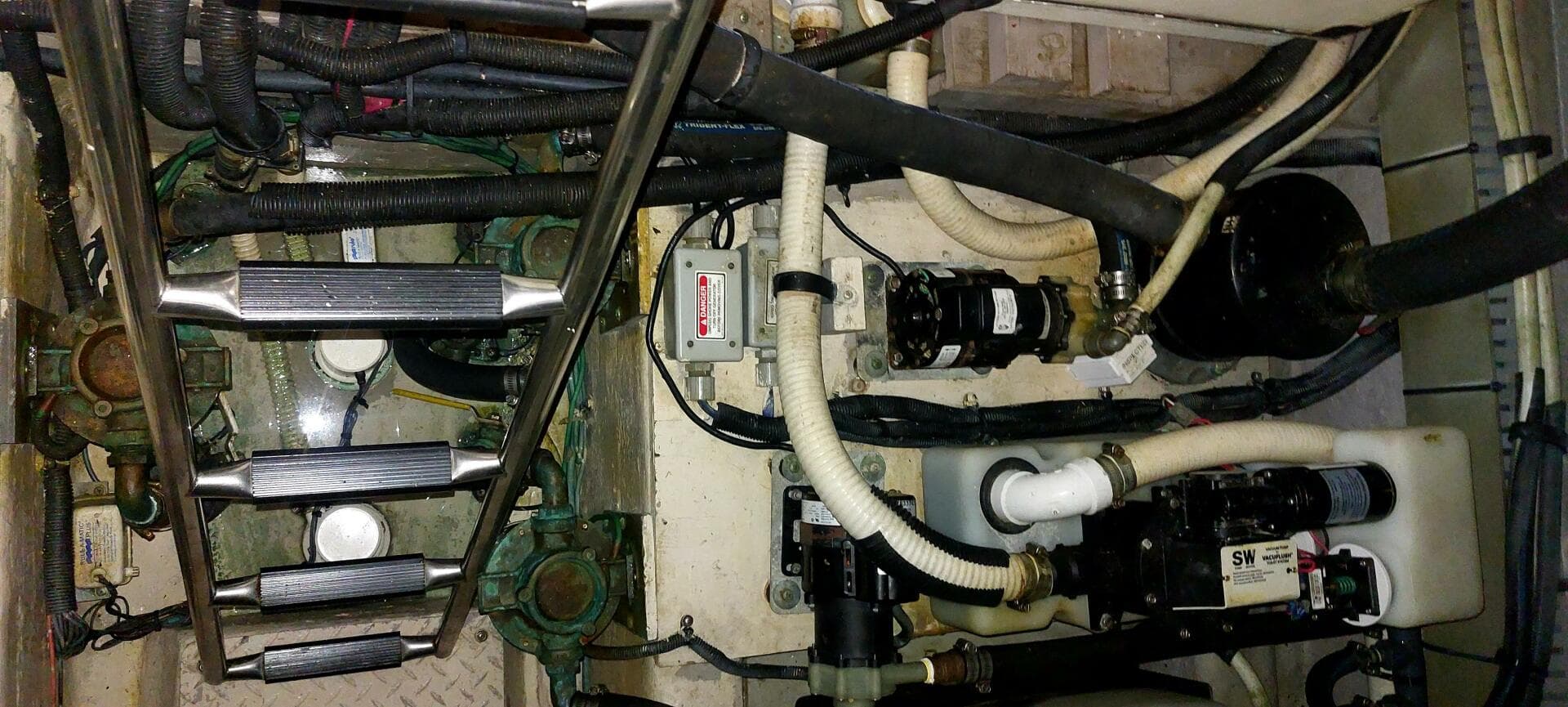 2003 Sea Ray 480 Motor Yacht