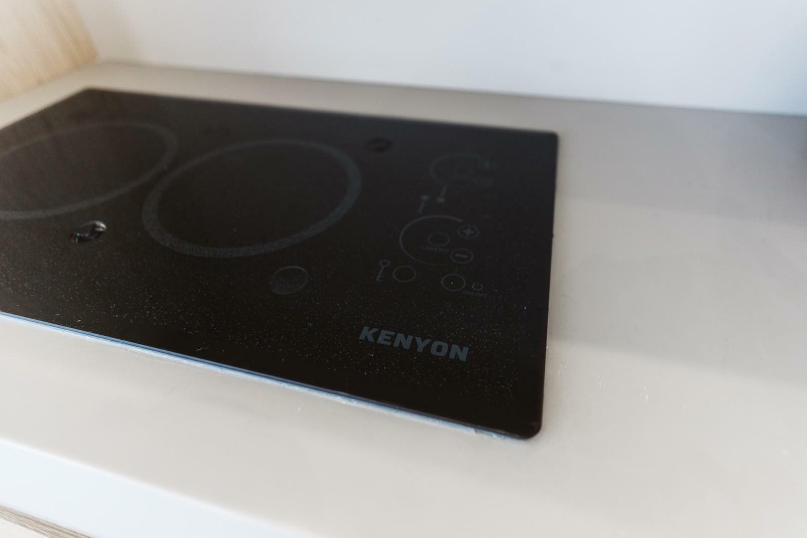 Kenyon cooktop on 2015 Beneteau Monte Carlo 5 yacht kitchen counter.