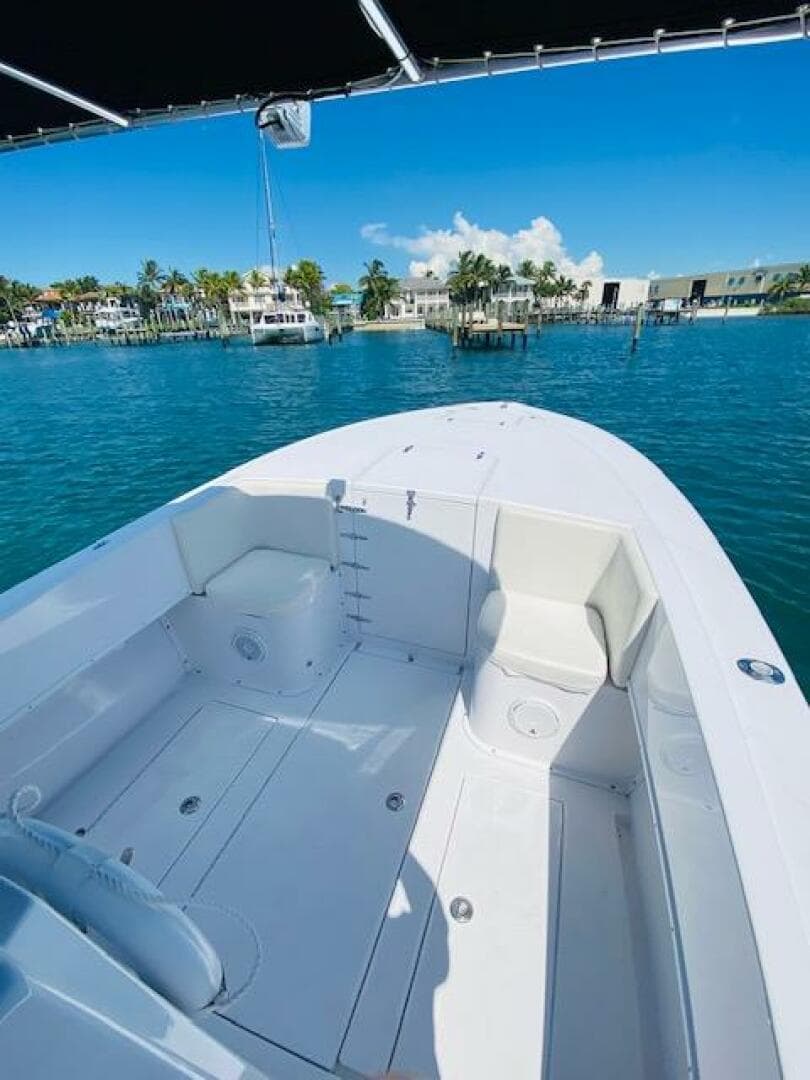 2004 Contender 31 Cuddy