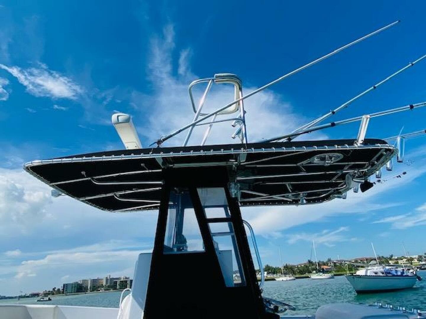 2004 Contender 31 Cuddy