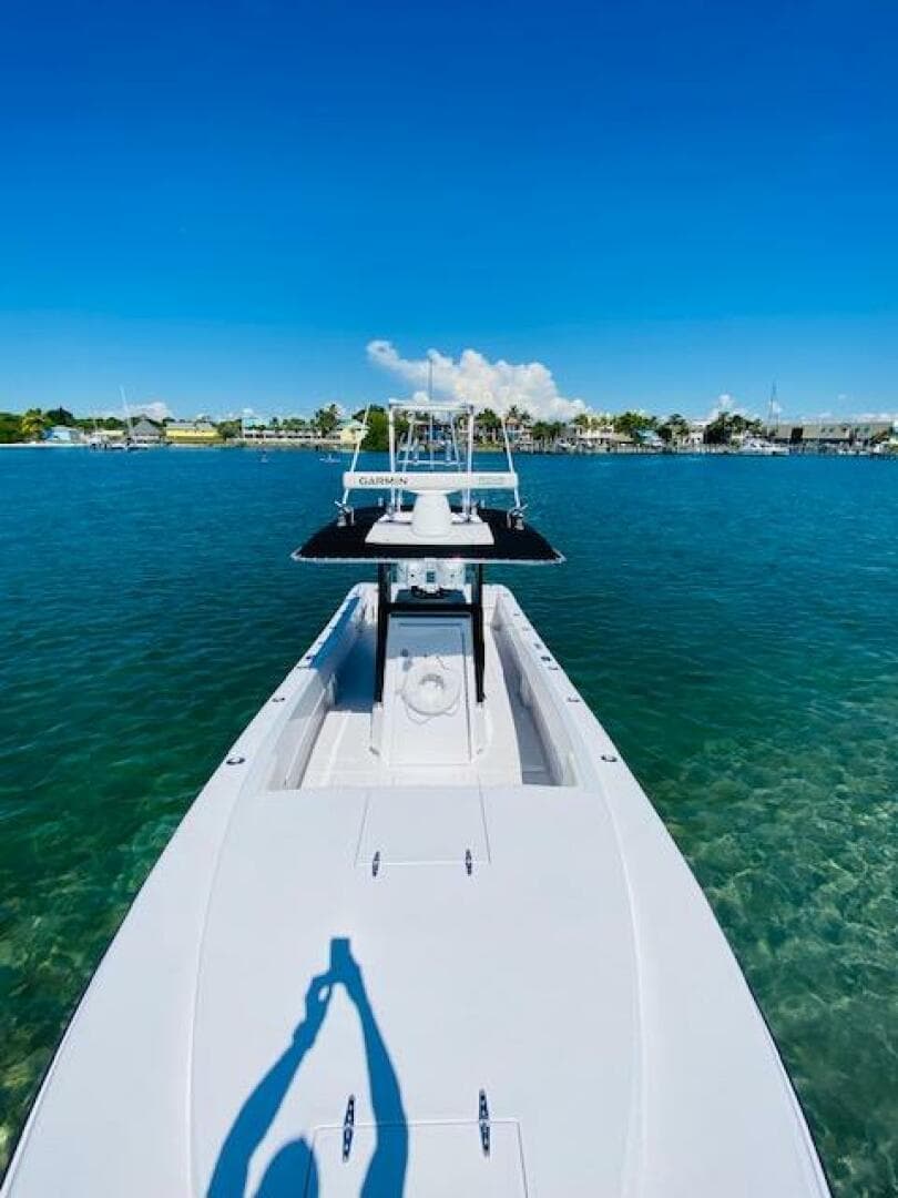 2004 Contender 31 Cuddy