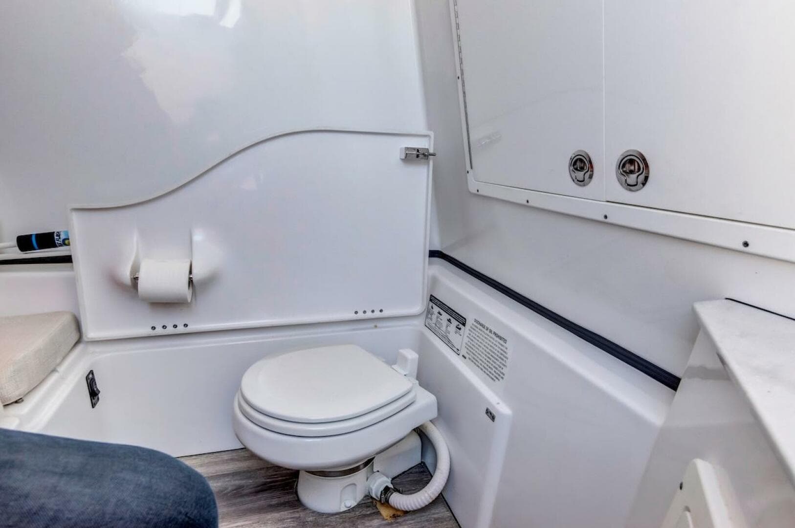 2022 Sportsman Open 352 Center Console