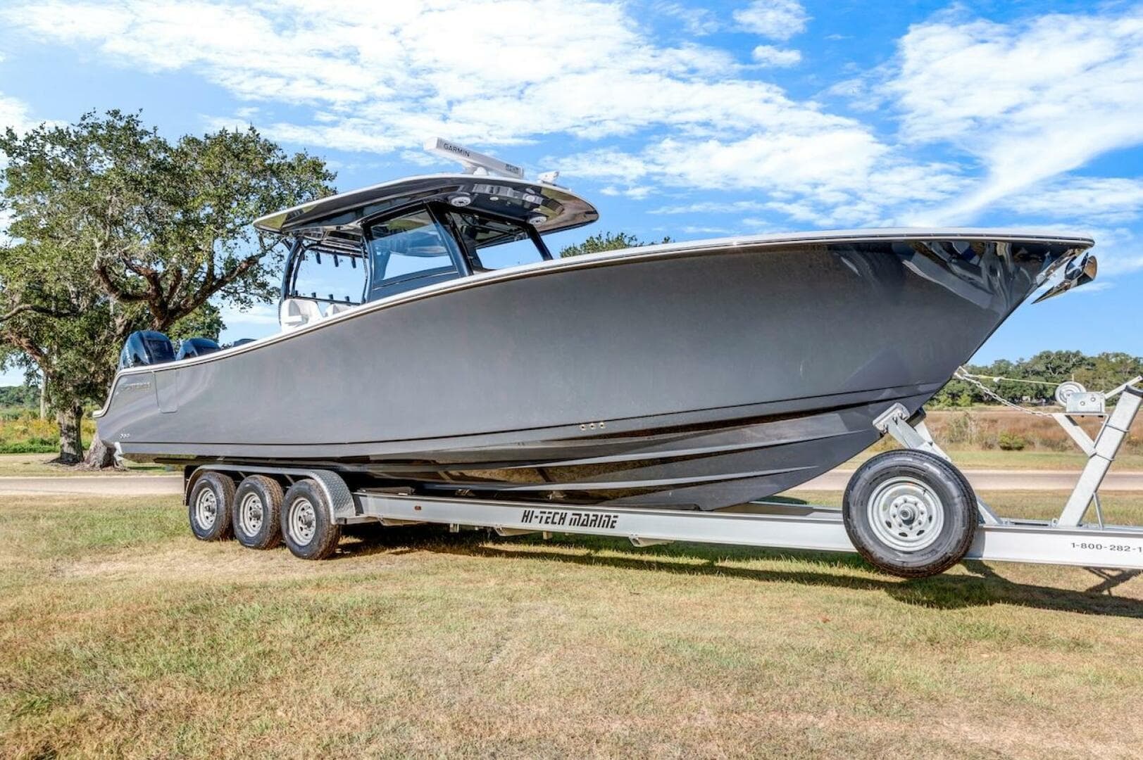 2022 Sportsman Open 352 Center Console