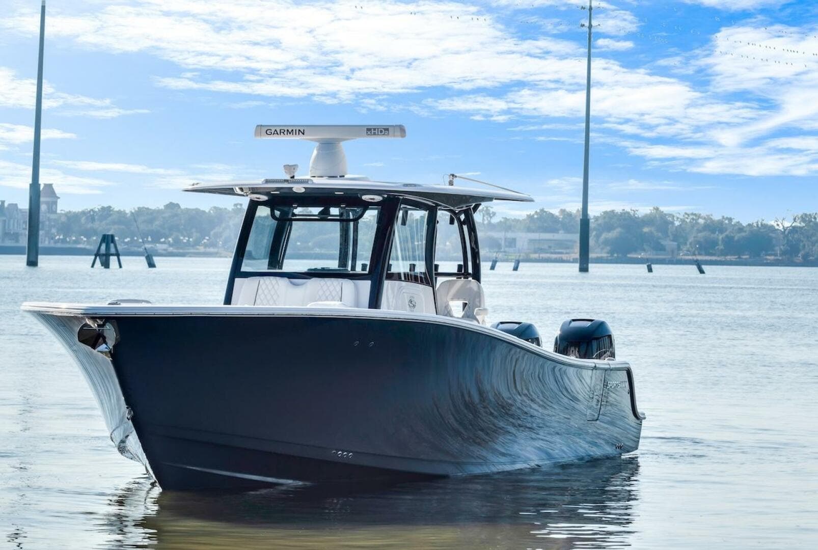 2022 Sportsman Open 352 Center Console