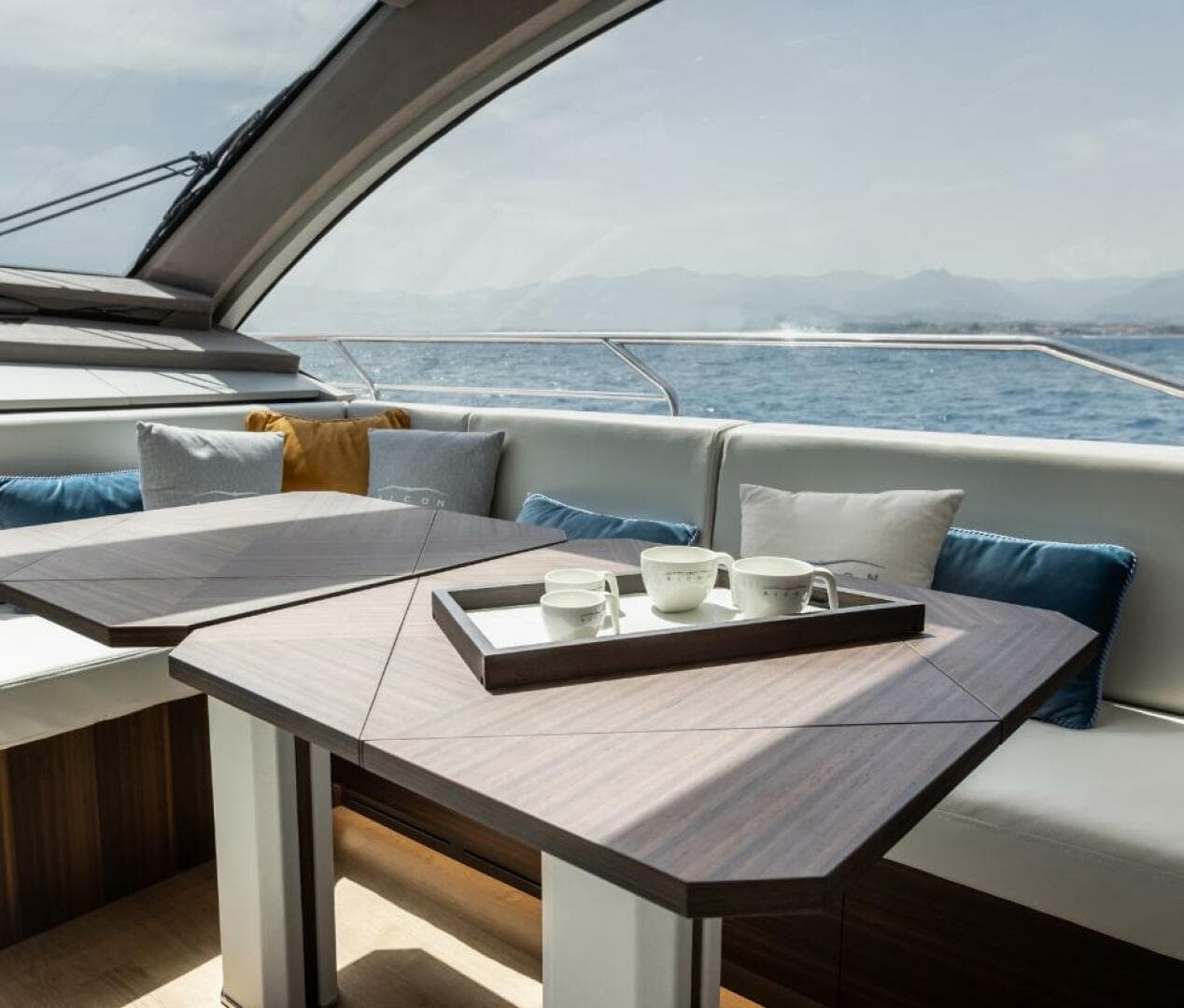 2023 Aicon 66 Vivere