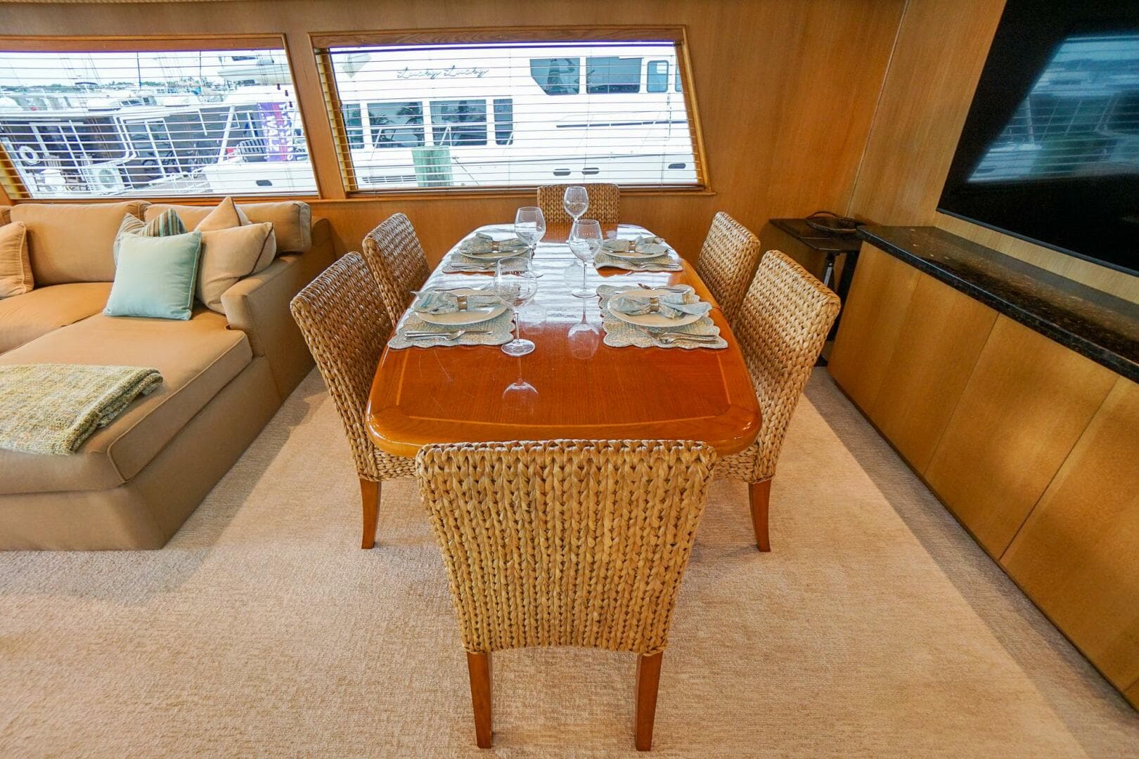 1989 Hatteras 80 Cockpit Motor Yacht