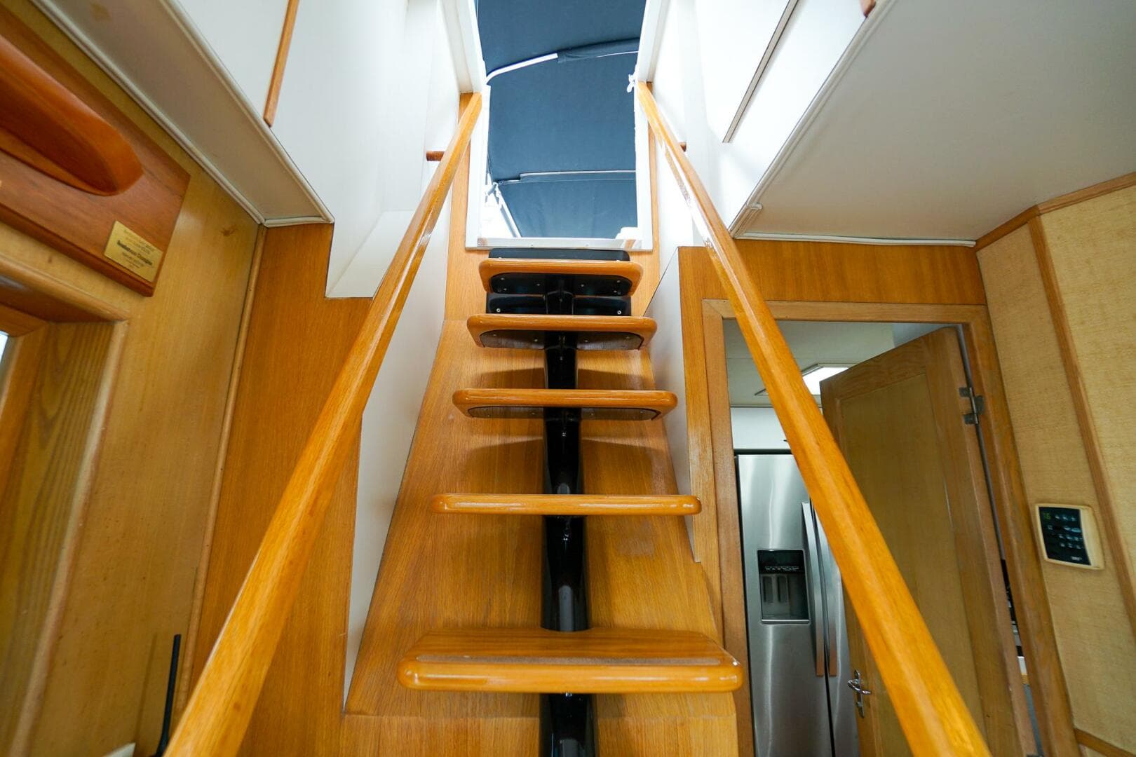 1989 Hatteras 80 Cockpit Motor Yacht