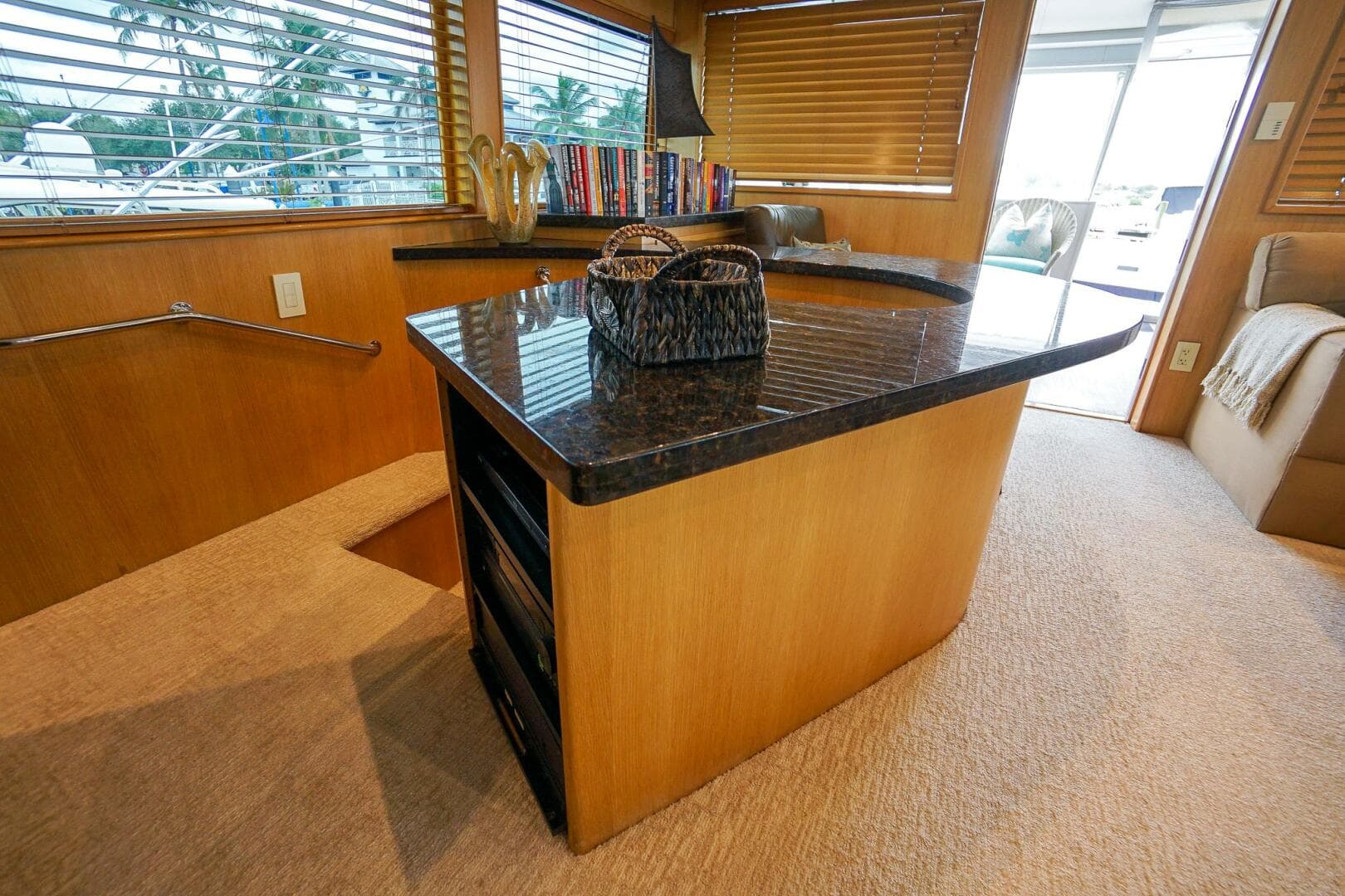 1989 Hatteras 80 Cockpit Motor Yacht