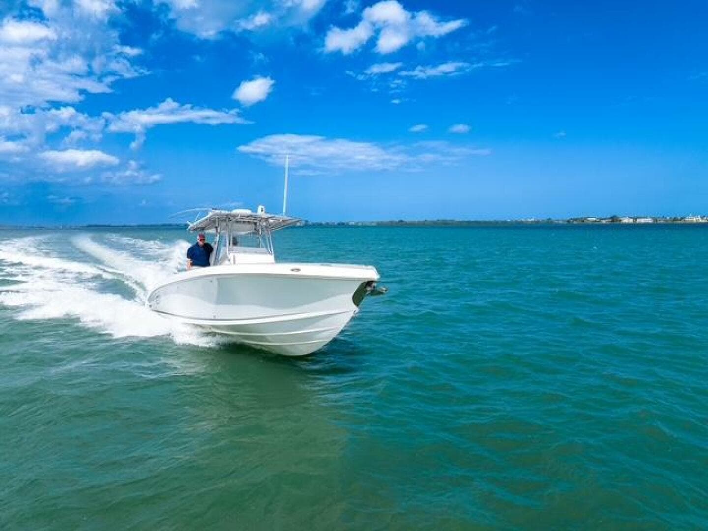 2007 Spectre 37 Center Console