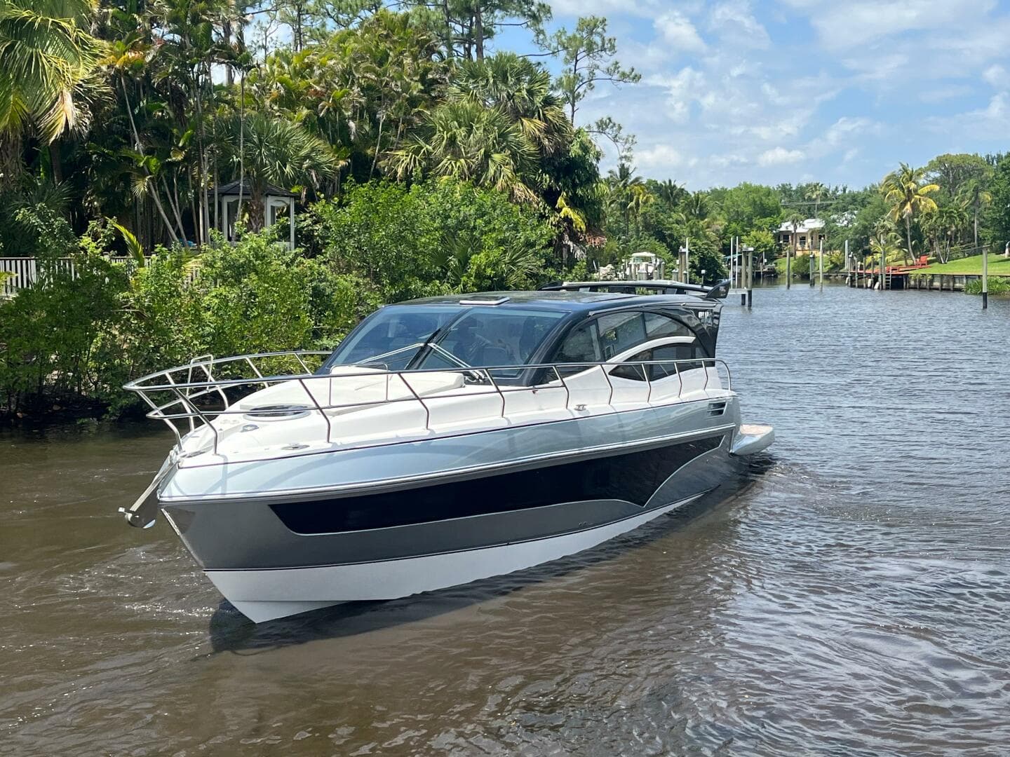 2025 Real 40 HT Luxury 