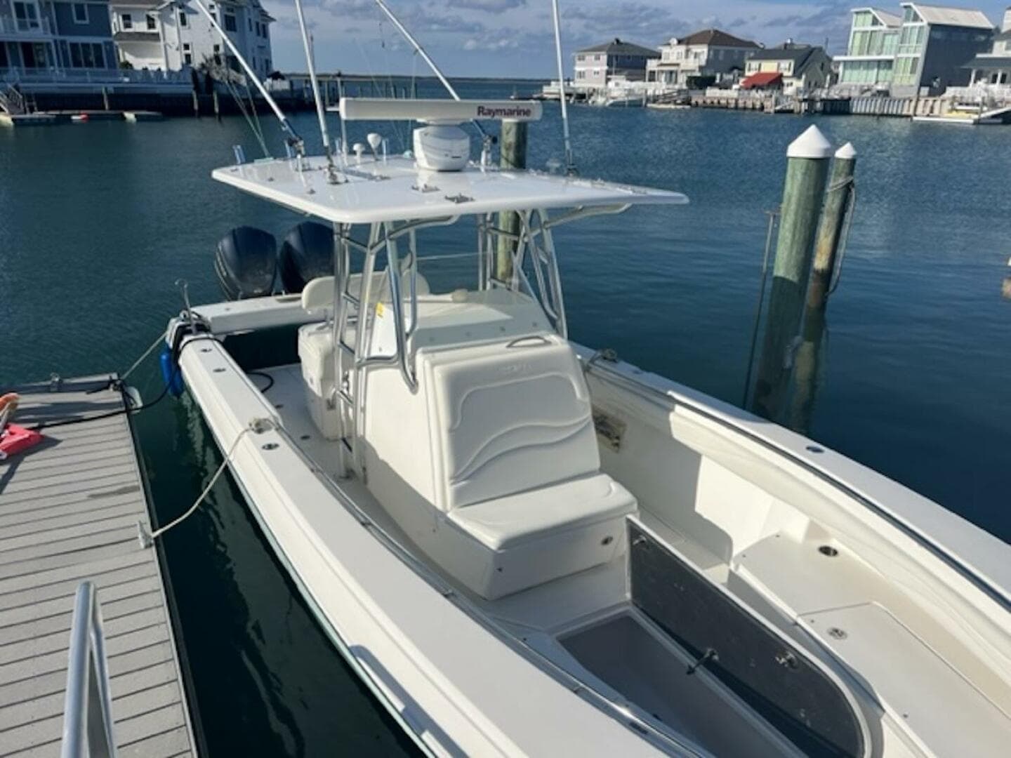 2008 Spectre 34 Center Console