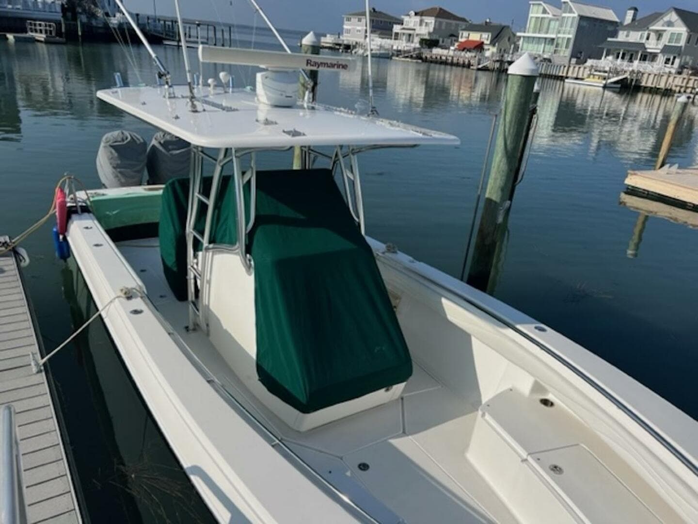 2008 Spectre 34 Center Console