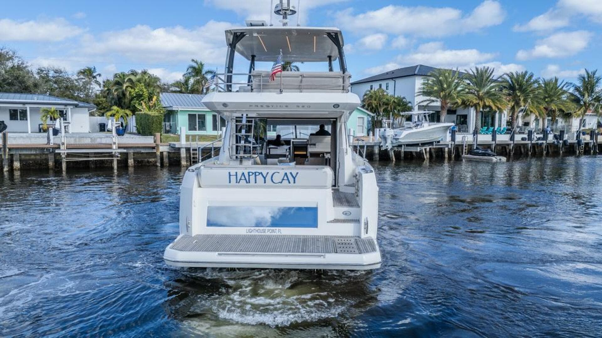 2021 Prestige 520 Flybridge