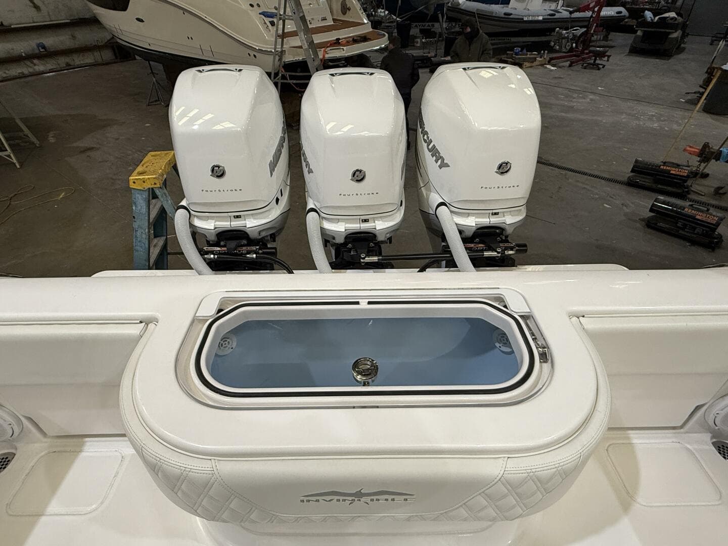 2022 Invincible 39 Open Fisherman Transom Livewell and Motors