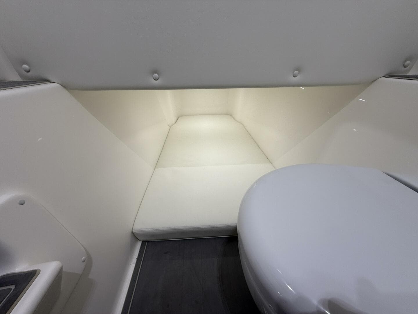 2022 Invincible 39 Open Fisherman Console Interior Storage