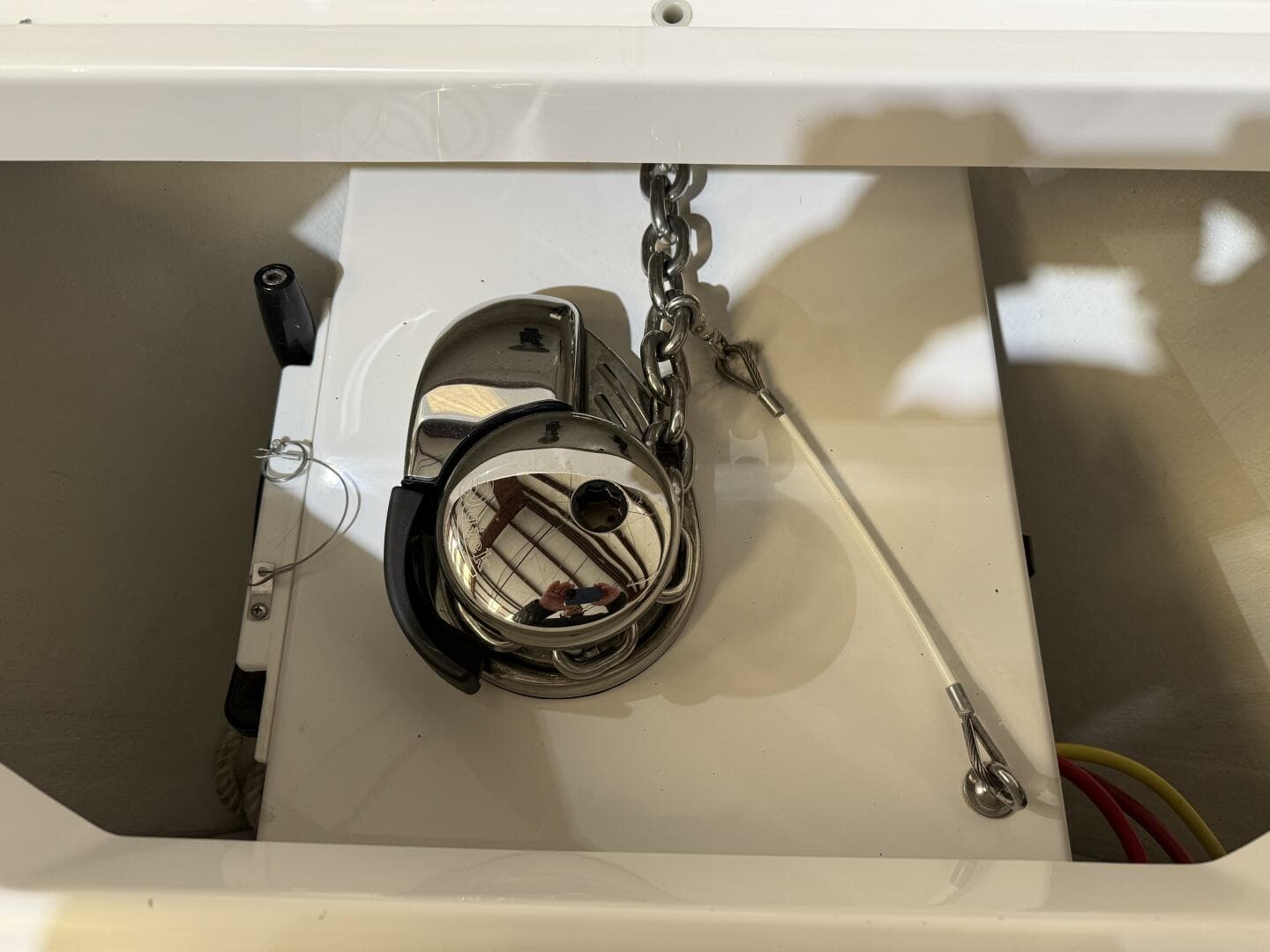 2022 Invincible 39 Open Fisherman Windlass