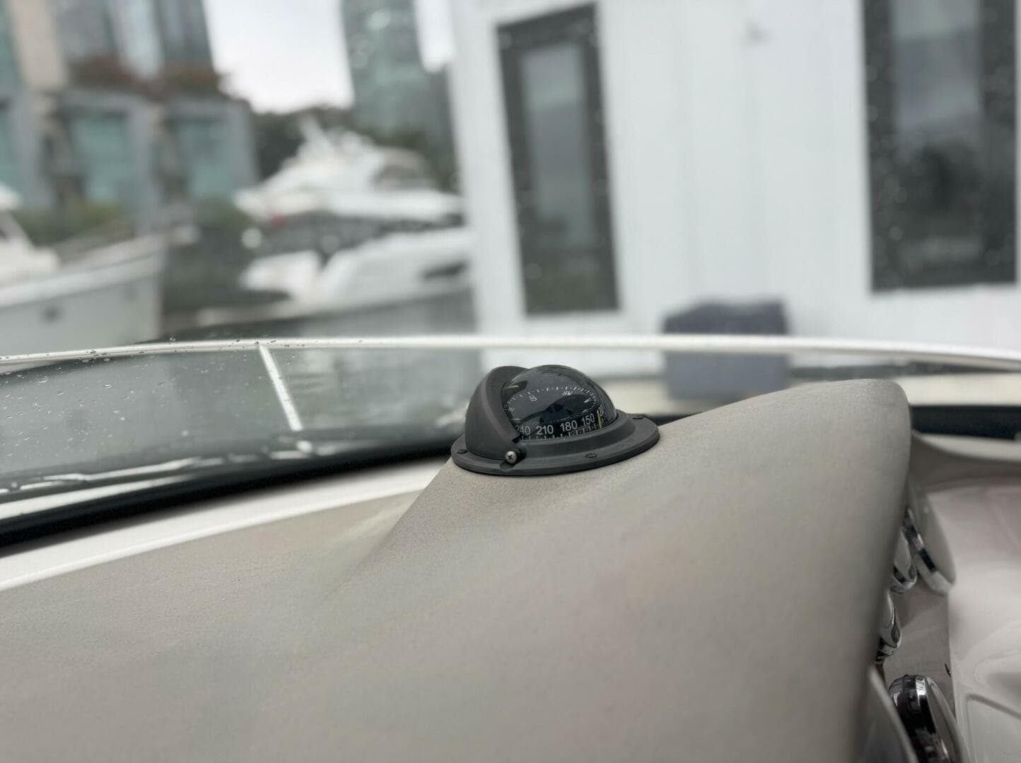 2007 Sea Ray 29SLX with cuddy cabin