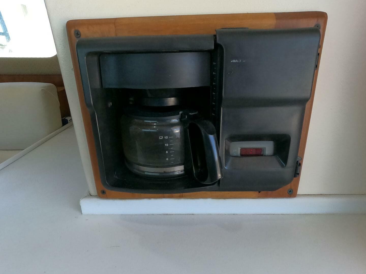 2002 Luhrs 34 Convertible