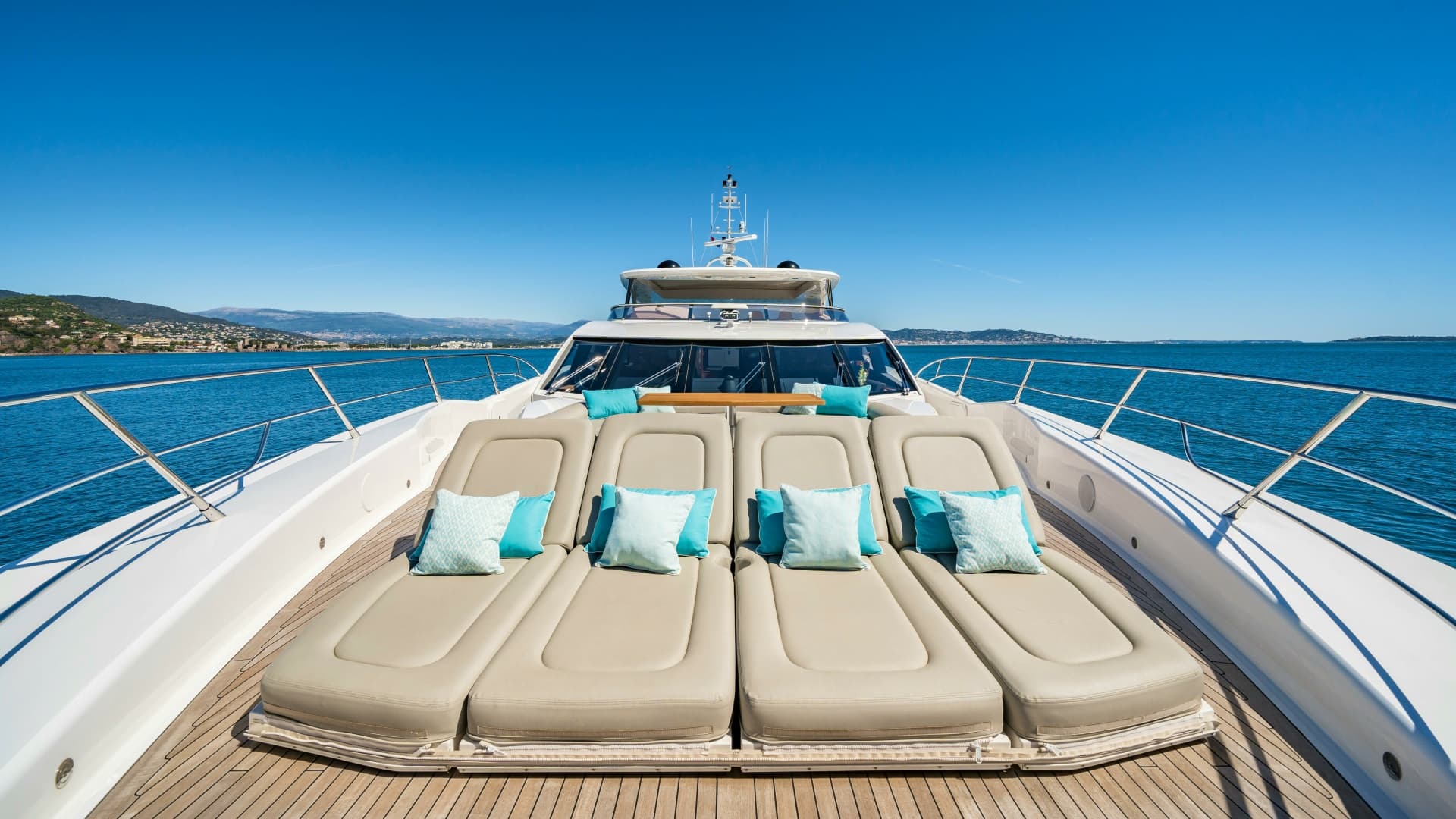 2014 Sunseeker Sunseeker 115 Sport Yacht