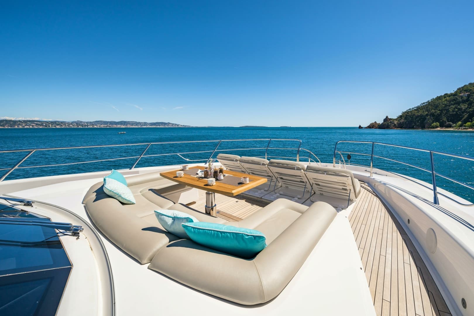 2014 Sunseeker Sunseeker 115 Sport Yacht