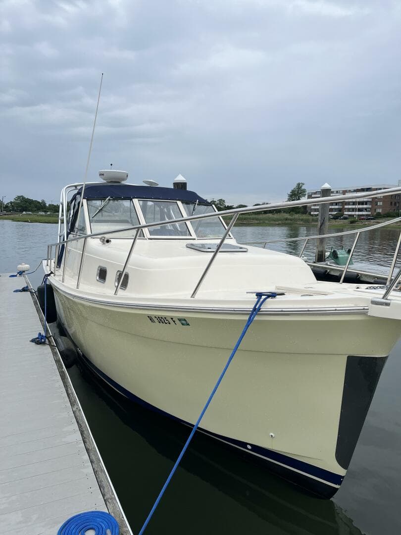 2005 Mainship Rum Runner 2