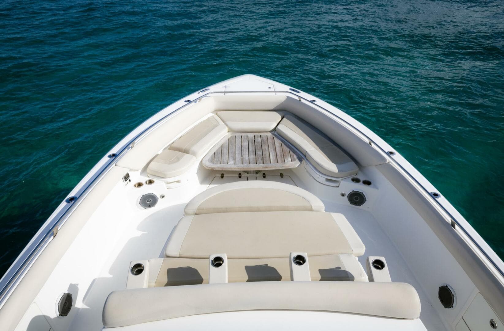 2017 Boston Whaler 
