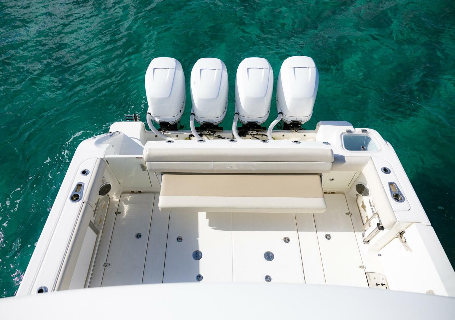 2017 Boston Whaler 