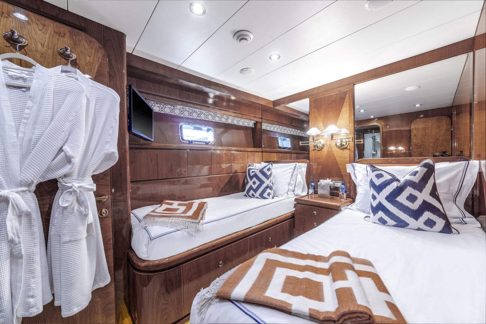 NEXT CHAPTER 97' Hargrave 2005/2024