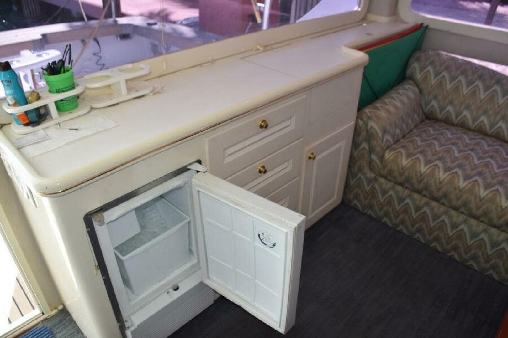 U-Line Icemaker In Aft Cabinet