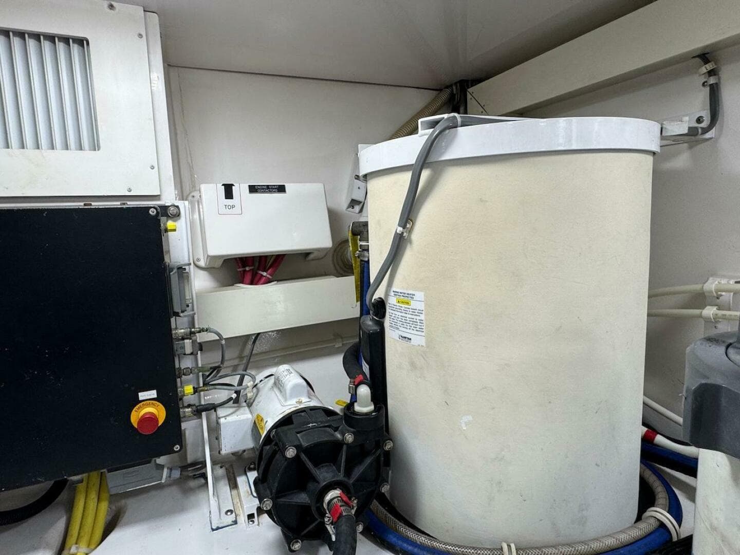 2007 Viking 52 Convertible