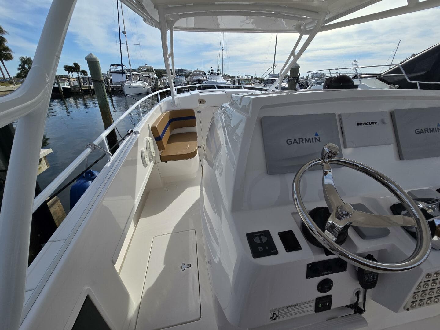 2018 Intrepid 375 Walkaround