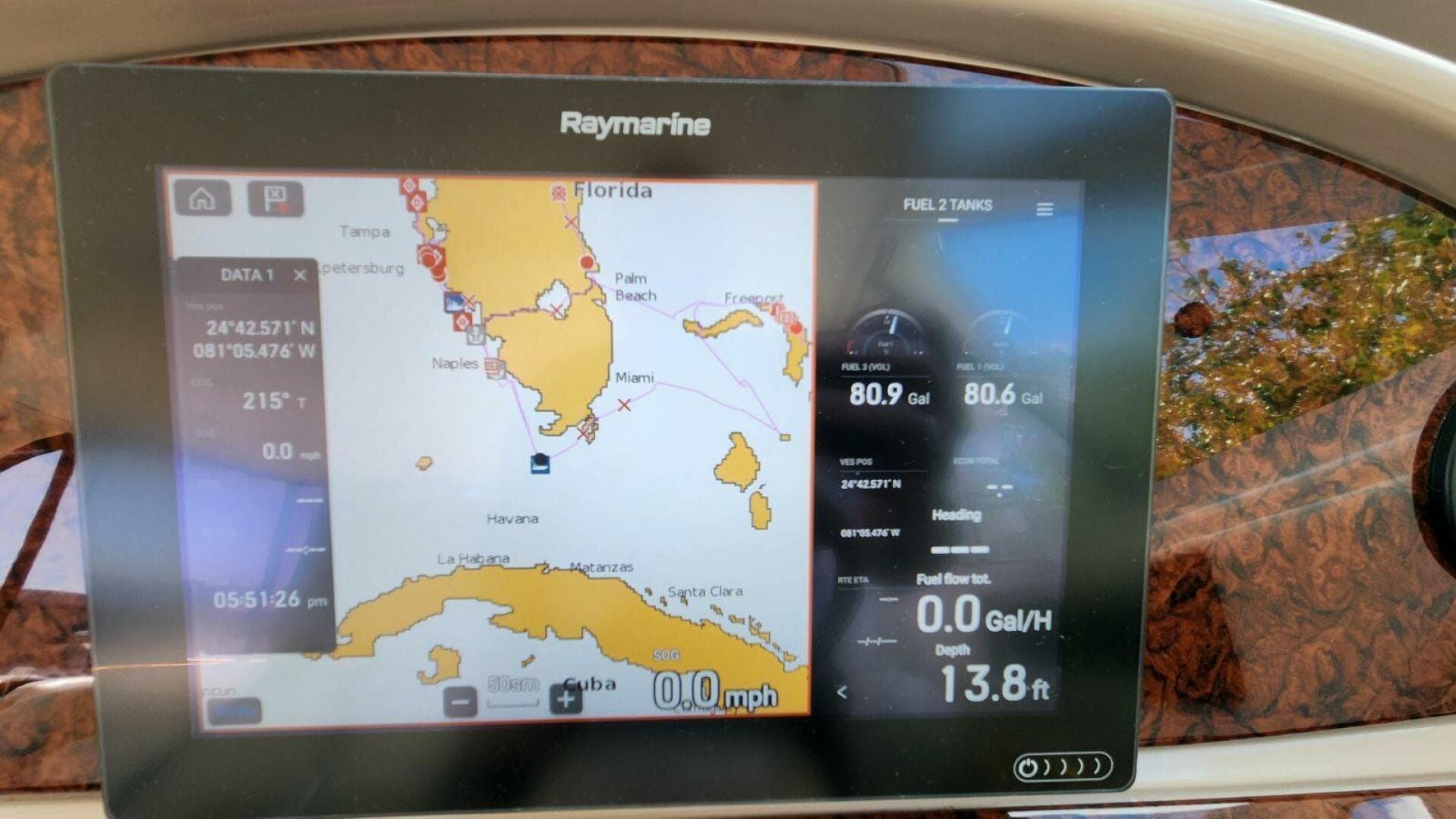 Raymarine Plotter