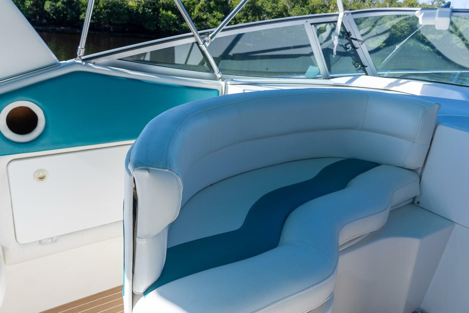 1995 Cruisers ESPRIT 3570