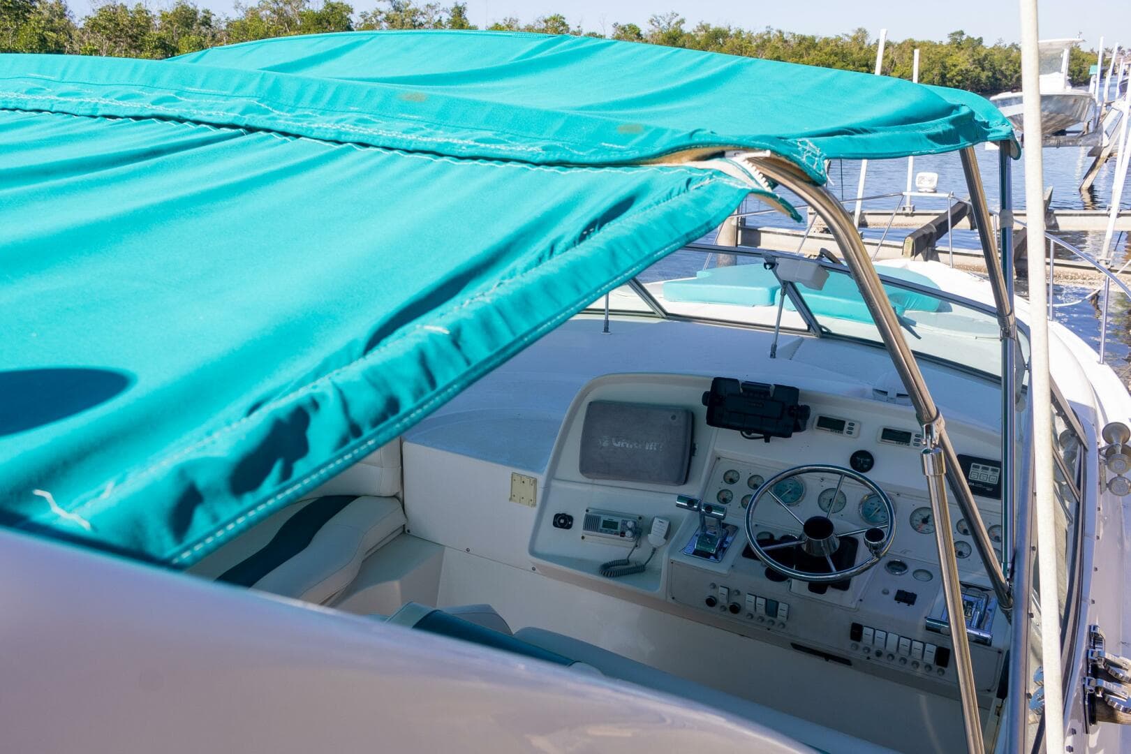 1995 Cruisers ESPRIT 3570