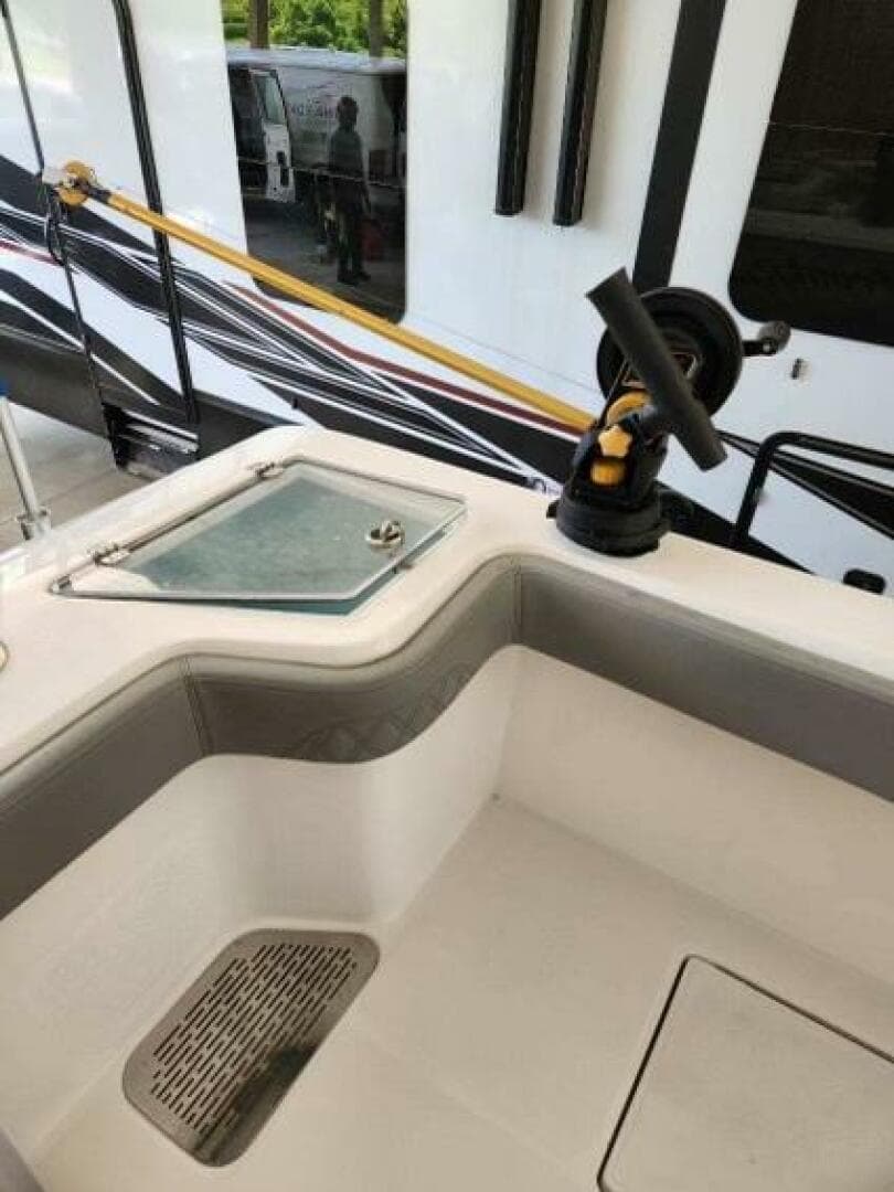 2023 Front Runner 36 CC