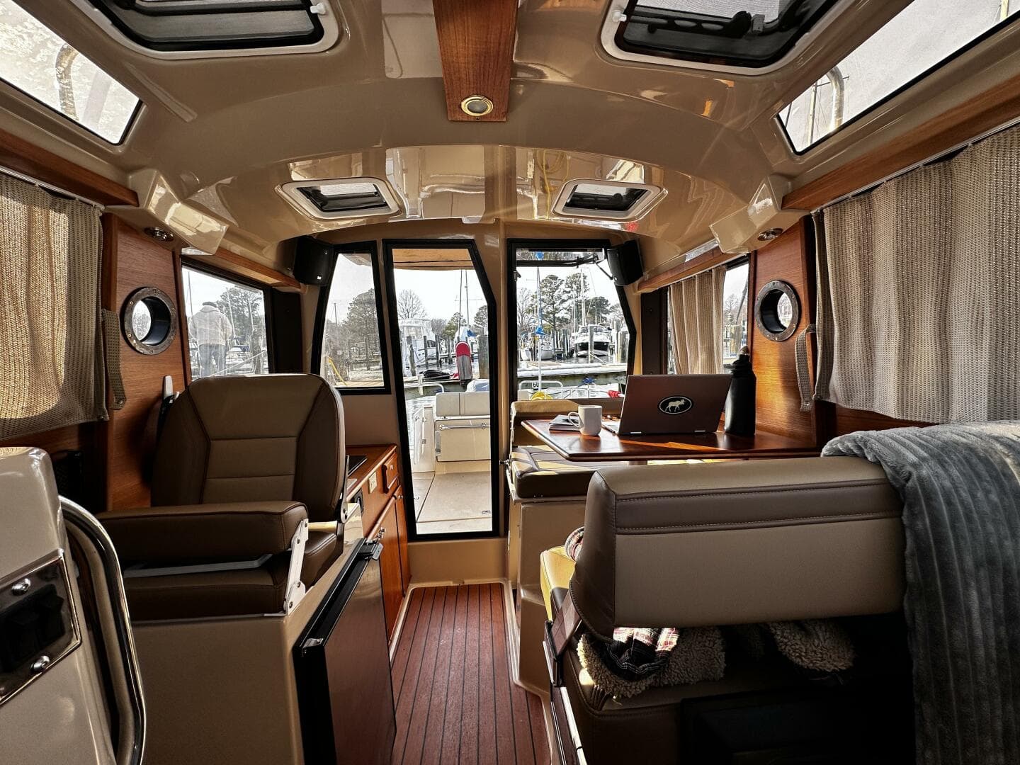 2019 Ranger Tugs R-23