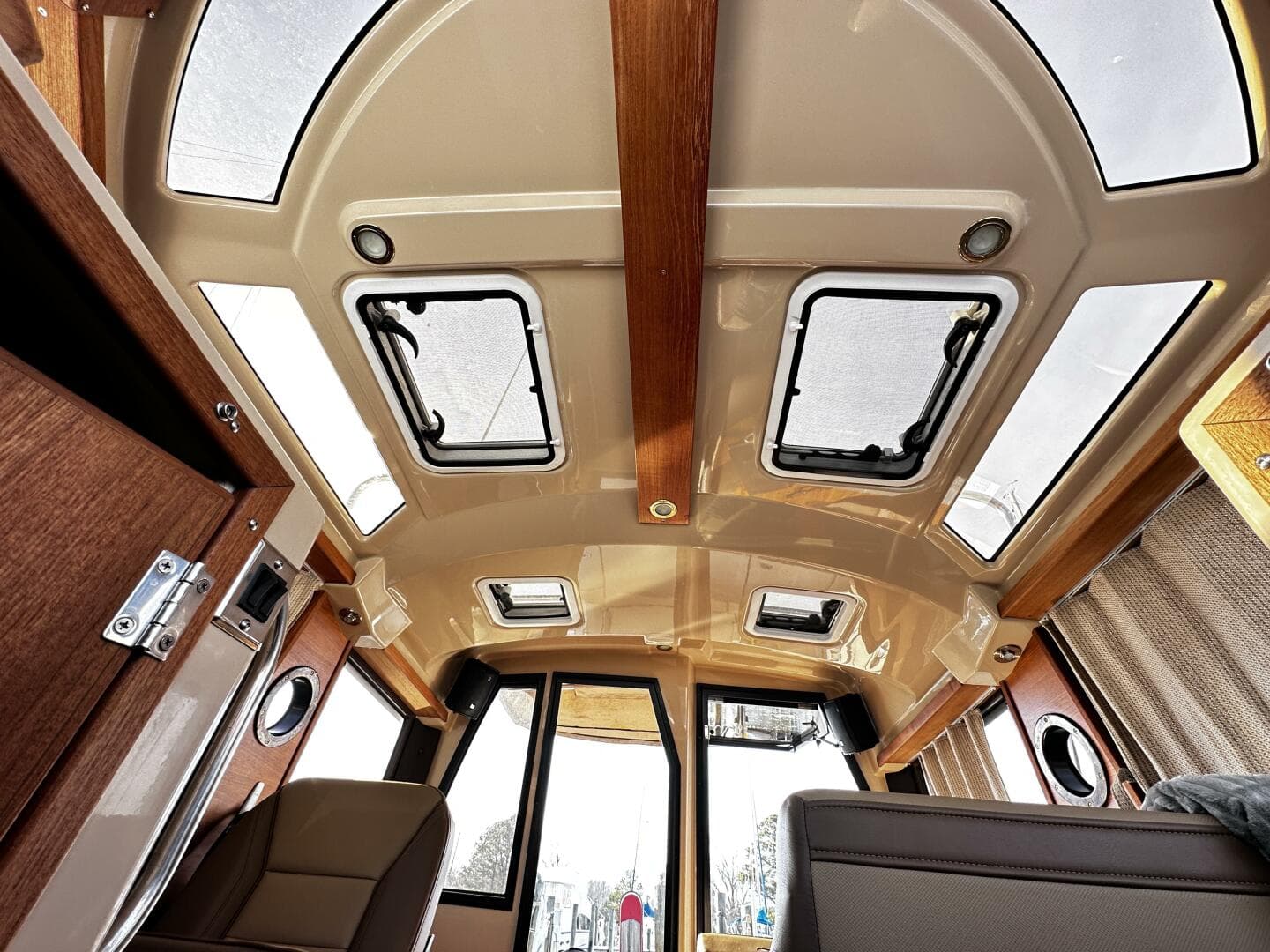 2019 Ranger Tugs R-23